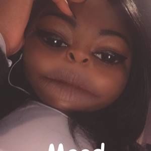 Meet your Posher, Denaia